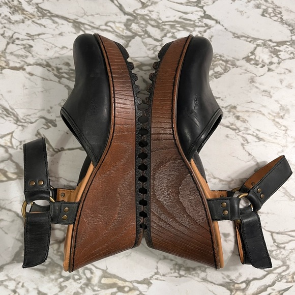 b.o.c. Rina Platform Wedge Clogs - Picture 7 of 12